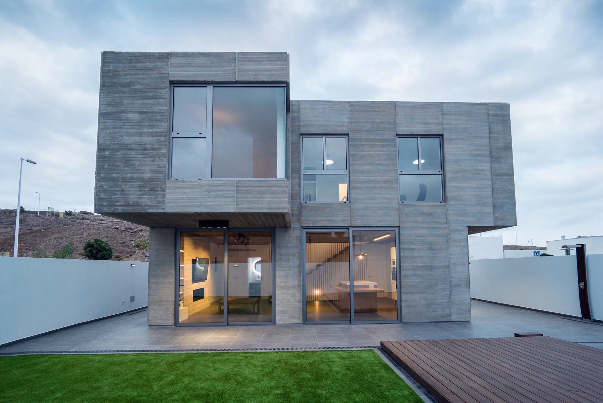 A+House P76