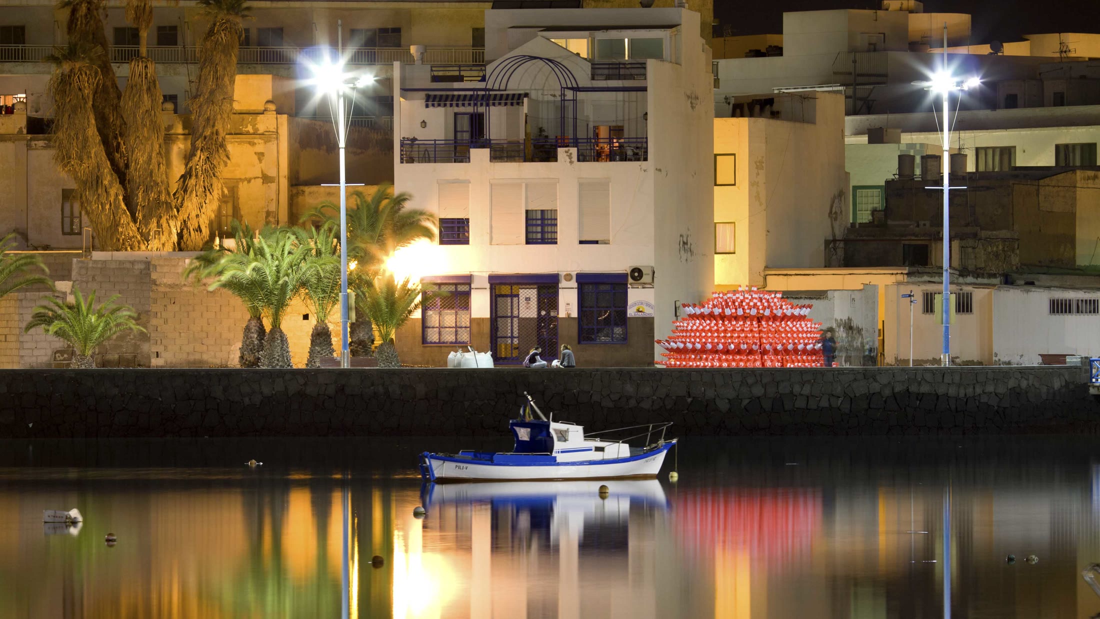 Outside the sea, inside Arrecife!